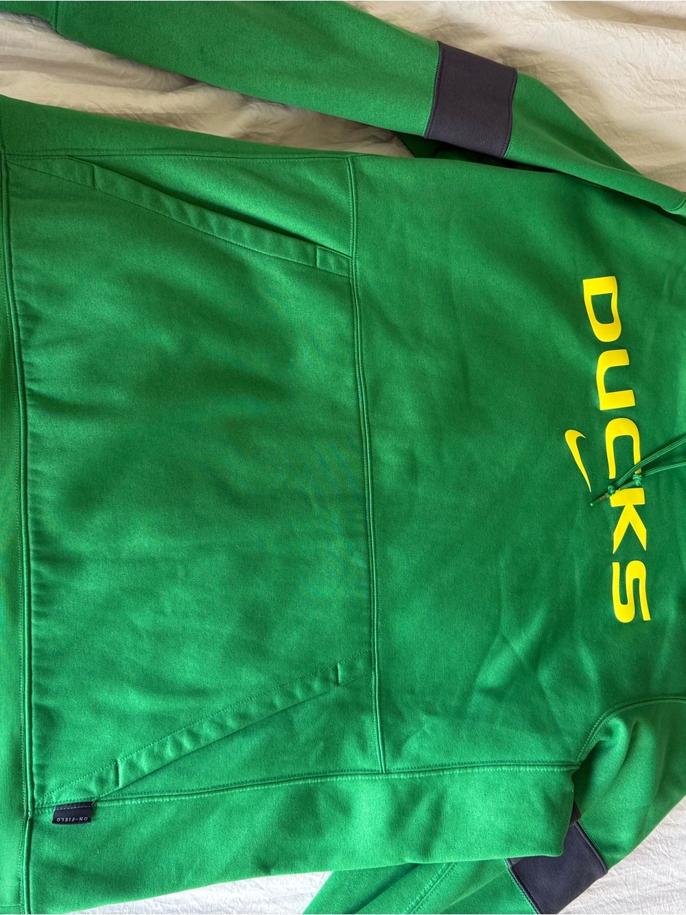 Nike mens Green Oregon Ducks Hoodie